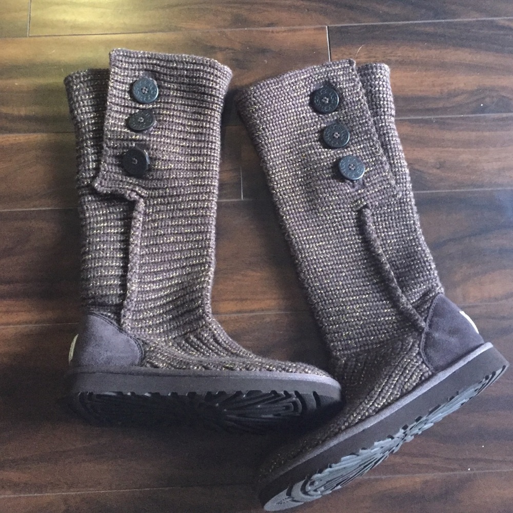 Brand New Brown & Gold UGGS!